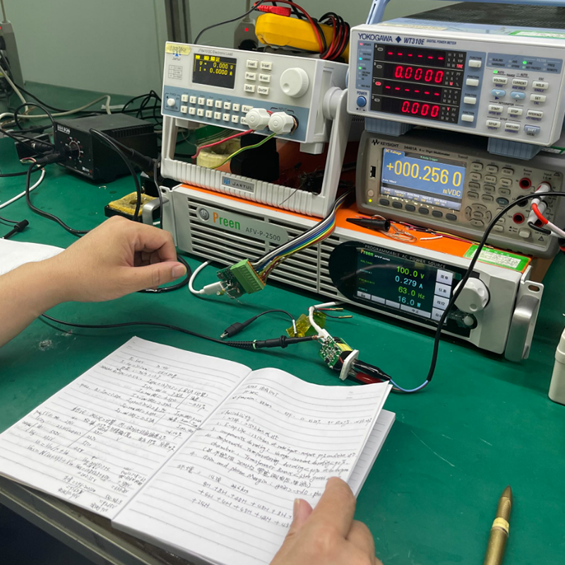 30W GaN Ladegeräter debugging_